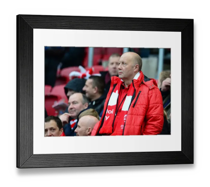 Framed Print : Bristol City vs Fleetwood Town: Emirages FA Cup Third Round Battle at Ashton Gate Framed Print : Bristol City vs Fleetwood Town: Emirages FA Cup Third Round Battle at Ashton Gate