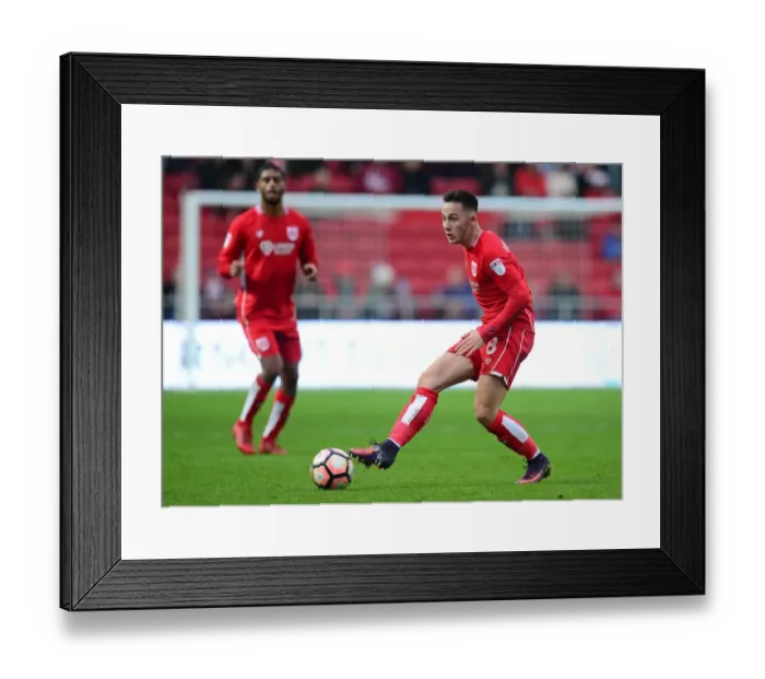 Framed Print : Josh Brownhill in Action: Bristol City vs. Fleetwood Town, FA Cup Third Round, Ashton Gate Stadium Framed Print : Josh Brownhill in Action: Bristol City vs. Fleetwood Town, FA Cup Third Round, Ashton Gate Stadium