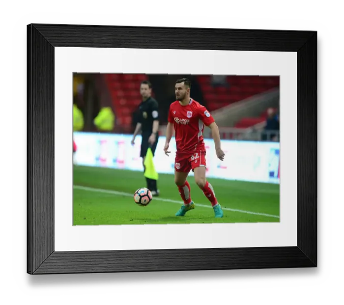 Framed Print : Bailey Wright in Action: Bristol City vs. Fleetwood Town, FA Cup Third Round, Ashton Gate, 2017 Framed Print : Bailey Wright in Action: Bristol City vs. Fleetwood Town, FA Cup Third Round, Ashton Gate, 2017