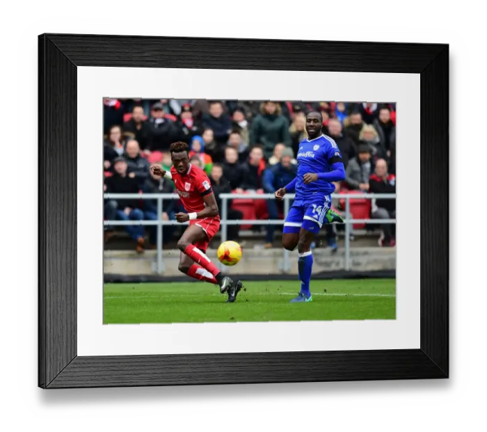 Framed Print : Tammy Abraham Crossing for Bristol City Against Cardiff City, Sky Bet Championship, Ashton Gate, January 2017