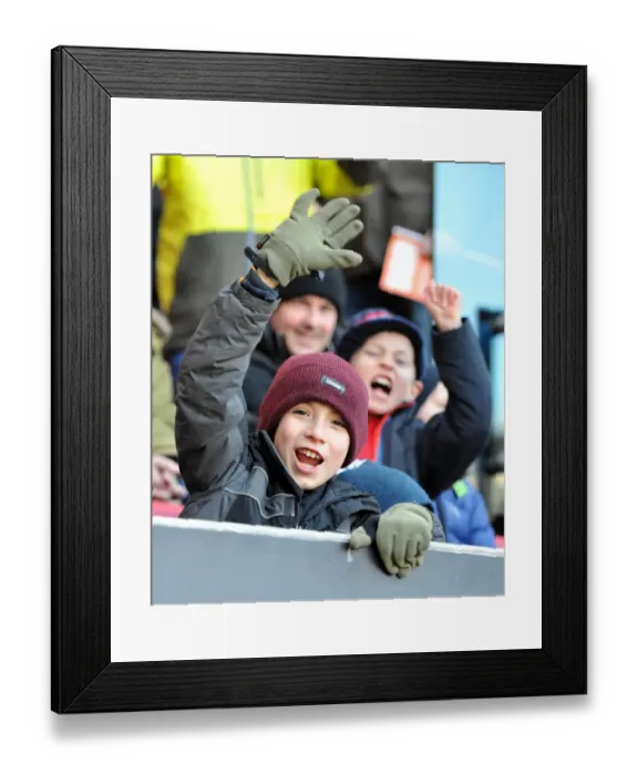 Framed Print : Sea of Supporters: Bristol City vs. Cardiff City, Sky Bet Championship (14 / 01 / 2017) Framed Print : Sea of Supporters: Bristol City vs. Cardiff City, Sky Bet Championship (14 / 01 / 2017)