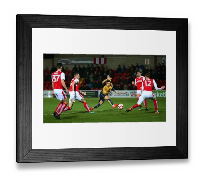 Framed Print : Jamie Paterson's Shot: Fleetwood Town vs. Bristol City - Emirates FA Cup Third Round Replay