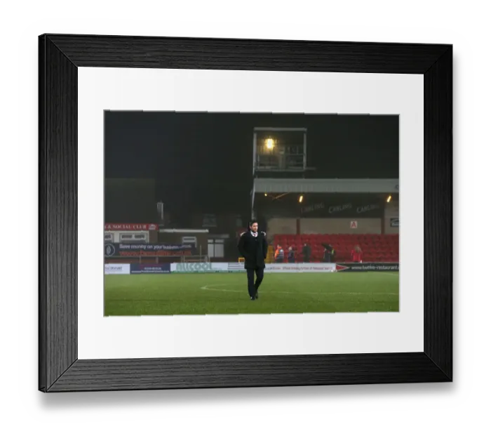 Framed Print : Johnson Guides Bristol City in FA Cup Replay at Fleetwood Town Framed Print : Johnson Guides Bristol City in FA Cup Replay at Fleetwood Town