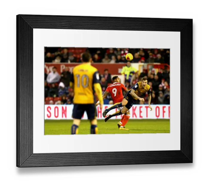 Framed Print : Aden Flint Heads Away: Nottingham Forest vs. Bristol City, Sky Bet Championship (21 January 2017)