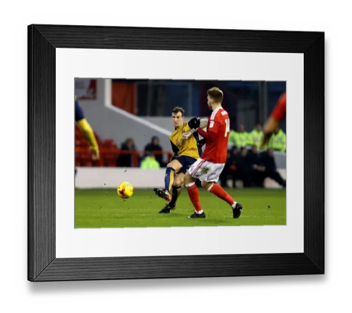 Framed Print : Aden Flint Passes for Bristol City at Nottingham Forest, Sky Bet Championship 2017