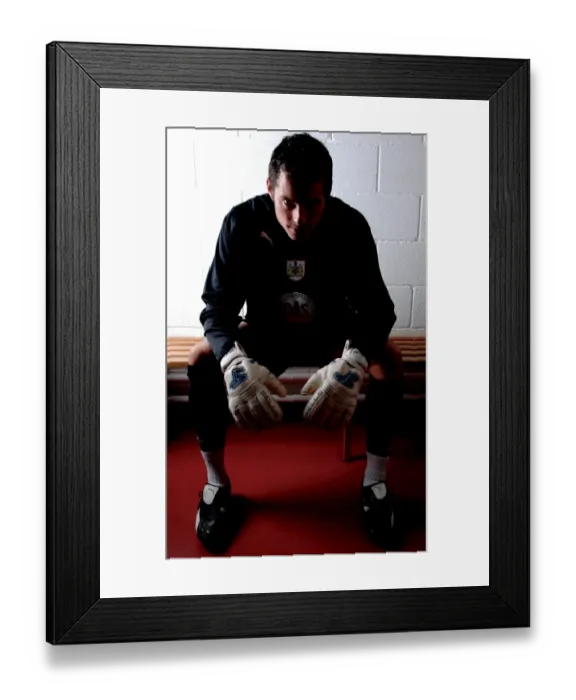 Framed Print : Chris Weale: A Symbol of Resilience in Bristol City Football Club's 08-09 Season Framed Print : Chris Weale: A Symbol of Resilience in Bristol City Football Club's 08-09 Season