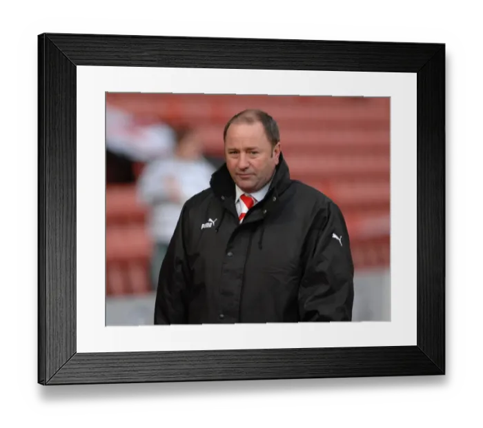 Framed Print : Bristol City vs. Barnsley: A Football Rivalry - Season 08-09 Framed Print : Bristol City vs. Barnsley: A Football Rivalry - Season 08-09