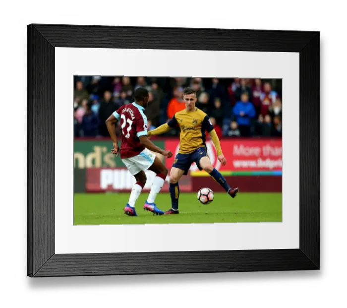 Framed Print : Bristol City's Joe Bryan and Tendayi Darikwa of Burnley Clash at Turf Moor, FA Cup 2017