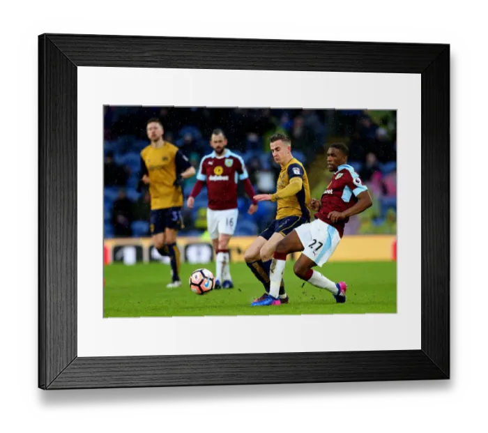 Framed Print : Bristol City's Joe Bryan Challenges Tendayi Darikwa of Burnley in FA Cup Clash at Turf Moor (January 2017) Framed Print : Bristol City's Joe Bryan Challenges Tendayi Darikwa of Burnley in FA Cup Clash at Turf Moor (January 2017)