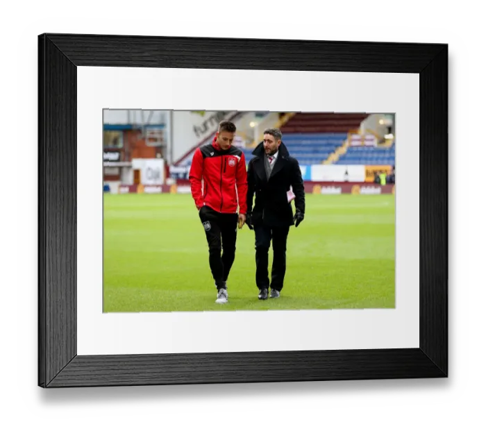 Framed Print : Bristol City FC: Lee Johnson and Josh Brownhill Pre-Match Huddle at Turf Moor (28.01.17) Framed Print : Bristol City FC: Lee Johnson and Josh Brownhill Pre-Match Huddle at Turf Moor (28.01.17)