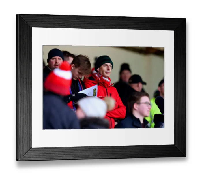 Framed Print : The Emirates FA Cup Battle: Burnley vs. Bristol City - January 2017 Framed Print : The Emirates FA Cup Battle: Burnley vs. Bristol City - January 2017