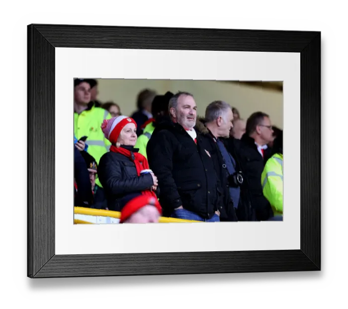Framed Print : Passionate Bristol City Fans at Turf Moor during FA Cup Fourth Round Framed Print : Passionate Bristol City Fans at Turf Moor during FA Cup Fourth Round