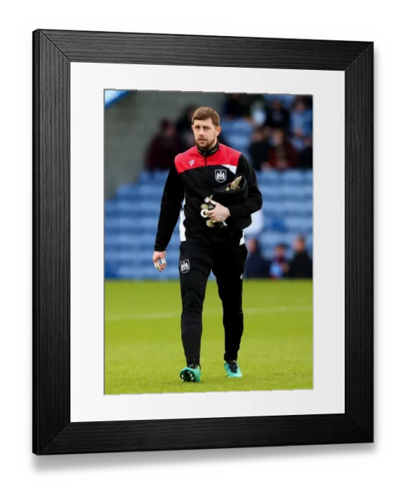 Framed Print : Frank Fielding of Bristol City in Action at Burnley's Turf Moor, FA Cup Fourth Round (28 / 01 / 2017)