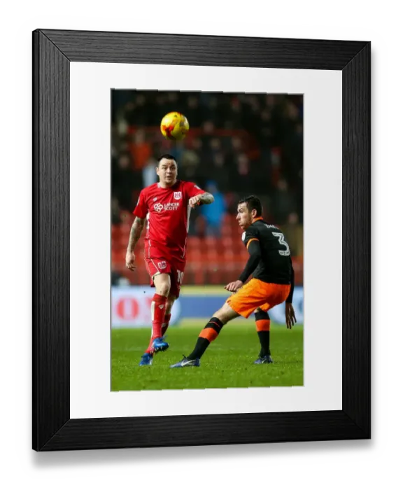 Framed Print : Bristol City's Lee Tomlin Scores Dramatic Winner Against Sheffield Wednesday, Sky Bet Championship, Ashton Gate Stadium Framed Print : Bristol City's Lee Tomlin Scores Dramatic Winner Against Sheffield Wednesday, Sky Bet Championship, Ashton Gate Stadium