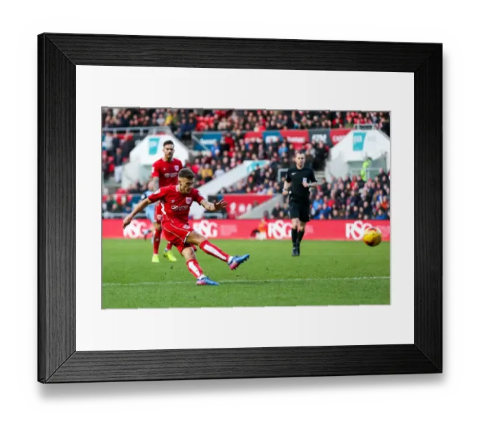 Framed Print : Bristol City's Jamie Paterson Scores Against Rotherham United at Ashton Gate Stadium, Sky Bet Championship (04.02.2017) Framed Print : Bristol City's Jamie Paterson Scores Against Rotherham United at Ashton Gate Stadium, Sky Bet Championship (04.02.2017)