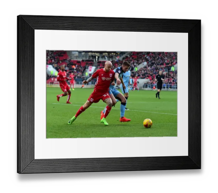 Framed Print : Bristol City's David Cotterill Drives Forward Against Rotherham United in Sky Bet Championship Match Framed Print : Bristol City's David Cotterill Drives Forward Against Rotherham United in Sky Bet Championship Match