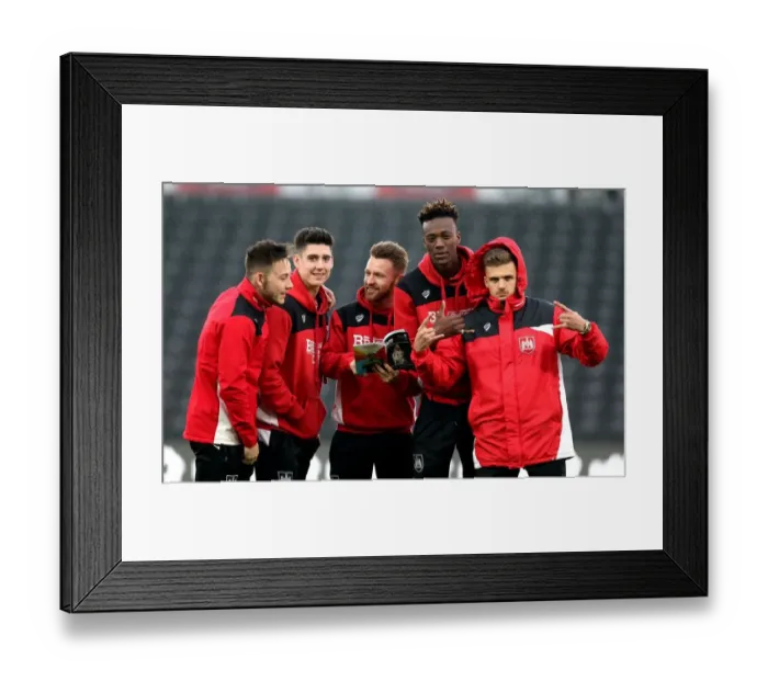 Framed Print : Five Key Players of Bristol City Arrive at iPro Stadium Ahead of Derby County Clash (11 / 02 / 2017)