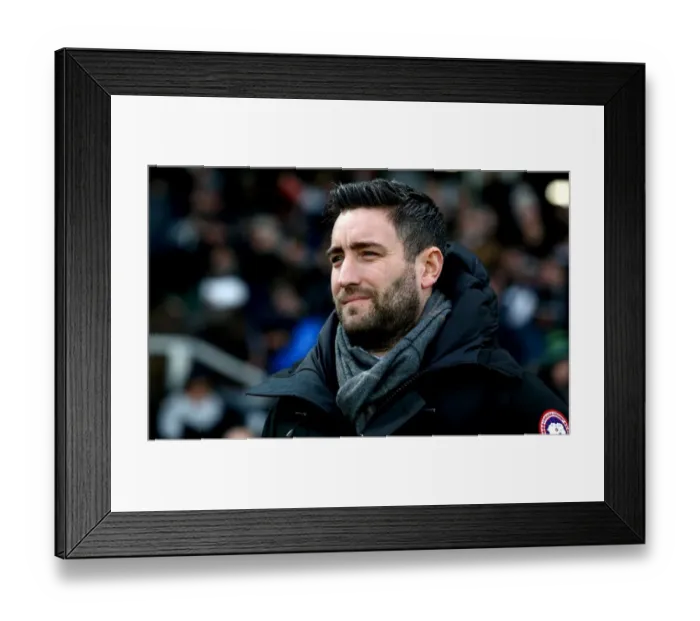 Framed Print : Lee Johnson Guides Bristol City at iPro Stadium Against Derby County (February 11, 2017) Framed Print : Lee Johnson Guides Bristol City at iPro Stadium Against Derby County (February 11, 2017)