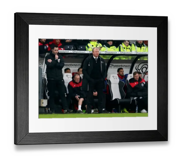 Framed Print : Steve McClaren Leads Derby County Against Bristol City, 11 / 02 / 2017