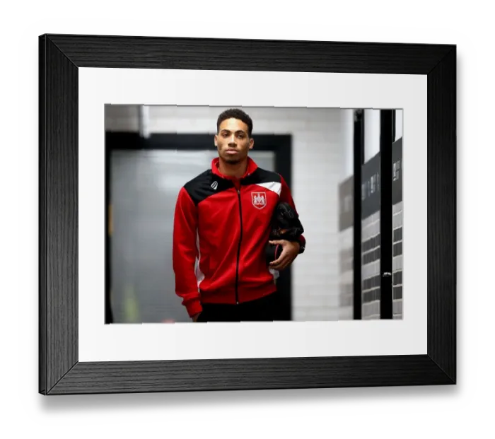 Framed Print : Bristol City's Zak Vyner Arrives at iPro Stadium Ahead of Derby County Clash (Derby County v Bristol City, Sky Bet Championship)