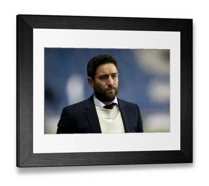 Framed Print : Bristol City's Lee Johnson Arrives at Elland Road Ahead of Leeds United Clash