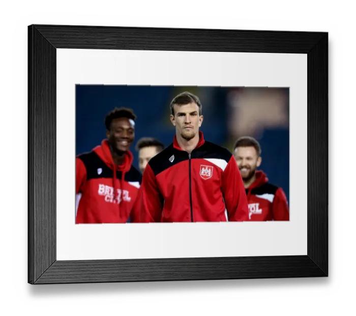 Framed Print : Aden Flint's Arrival at Elland Road: Leeds United vs. Bristol City, Sky Bet Championship (14 / 02 / 2017) Framed Print : Aden Flint's Arrival at Elland Road: Leeds United vs. Bristol City, Sky Bet Championship (14 / 02 / 2017)