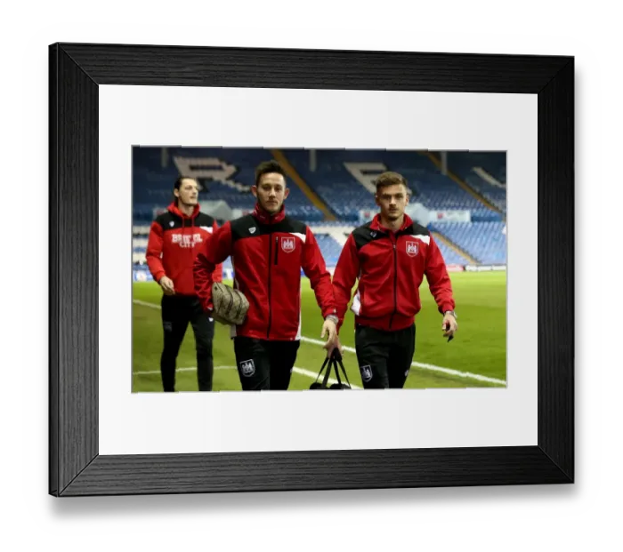 Framed Print : Bristol City's Josh Brownhill and Jamie Paterson Arrive at Elland Road Ahead of Leeds United Clash (14 / 02 / 2017) Framed Print : Bristol City's Josh Brownhill and Jamie Paterson Arrive at Elland Road Ahead of Leeds United Clash (14 / 02 / 2017)