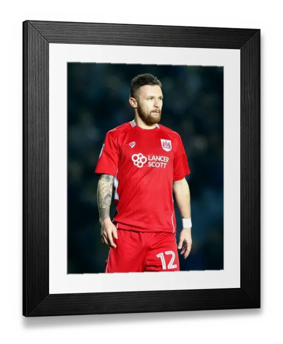Framed Print : Matty Taylor Thrills at Elland Road: Leeds United vs. Bristol City Championship Clash