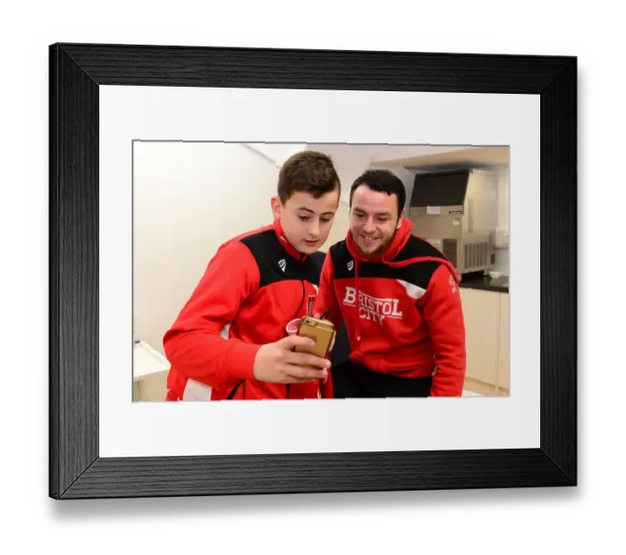 Framed Print : Bristol City's Lee Tomlin with Mascot Before Fulham Clash, 2017