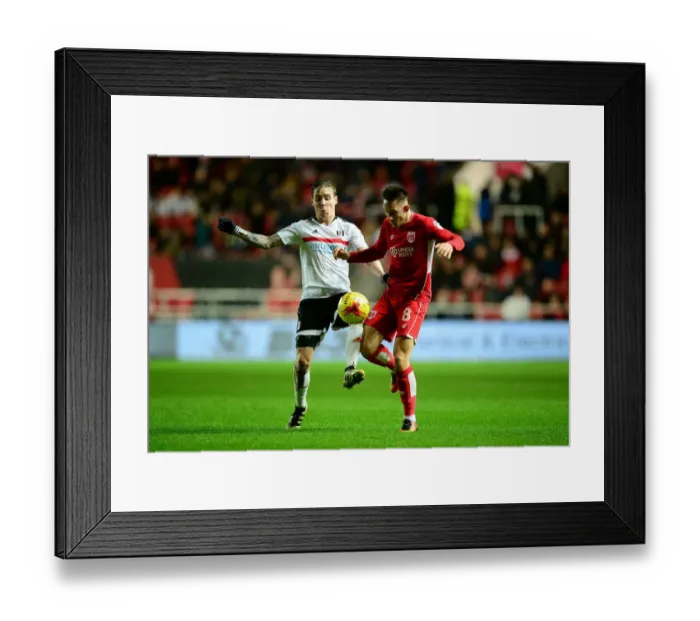 Framed Print : Josh Brownhill of Bristol City in Action Against Fulham, Sky Bet Championship 2017