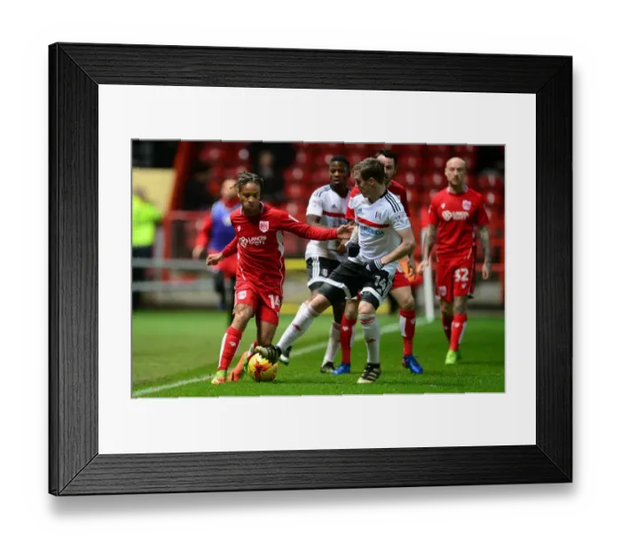 Framed Print : Bristol City vs Fulham: Intense Battle Between Bobby Reid and Stefan Johansen Framed Print : Bristol City vs Fulham: Intense Battle Between Bobby Reid and Stefan Johansen