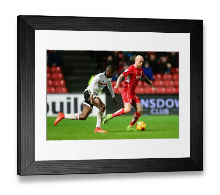 Framed Print : David Cotterill in Action: Bristol City vs Fulham at Ashton Gate, 2017