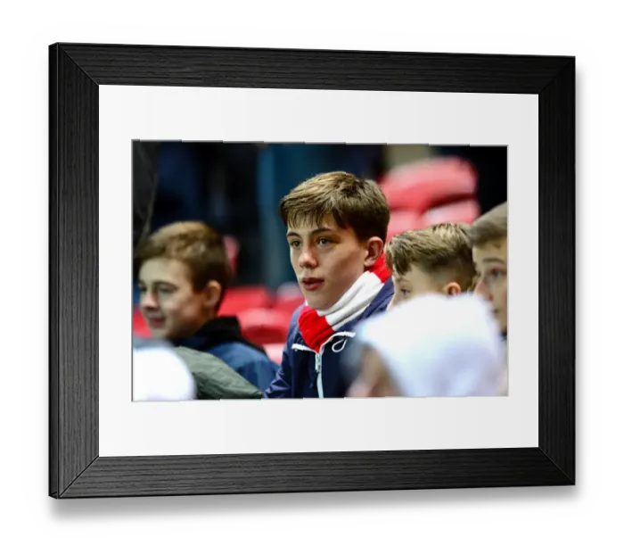 Framed Print : Intense Showdown: Sky Bet Championship Battle between Bristol City and Fulham at Ashton Gate (22 / 02 / 2017) Framed Print : Intense Showdown: Sky Bet Championship Battle between Bristol City and Fulham at Ashton Gate (22 / 02 / 2017)