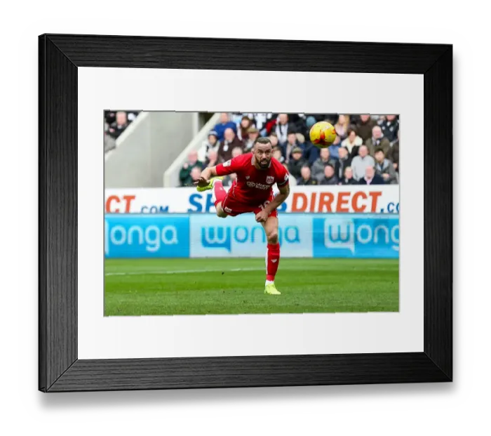 Framed Print : Aaron Wilbraham Scores the Opener: Newcastle United vs. Bristol City, 2017