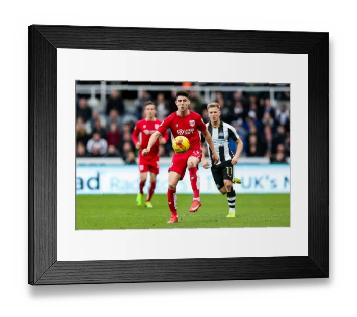 Framed Print : Callum O'Dowda in Action: Newcastle United vs. Bristol City, Sky Bet EFL Championship (2017) Framed Print : Callum O'Dowda in Action: Newcastle United vs. Bristol City, Sky Bet EFL Championship (2017)