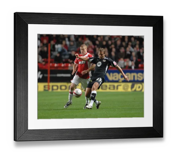 Framed Print : Lee Trundle beats Charltons Nicky Bailey Framed Print : Lee Trundle beats Charltons Nicky Bailey
