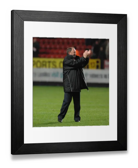 Framed Print : Bristol City vs. Charlton Athletic: A Football Rivalry - Season 08-09 Framed Print : Bristol City vs. Charlton Athletic: A Football Rivalry - Season 08-09