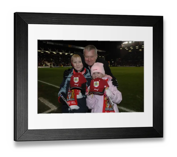 Framed Print : Bristol City V Sheffield Utd Framed Print : Bristol City V Sheffield Utd