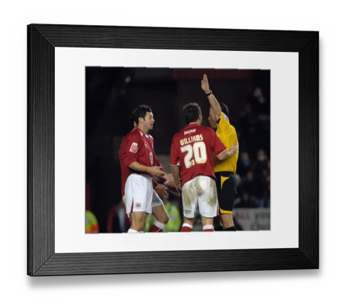 Framed Print : The Showdown: Bristol City vs Sheffield United - Season 08-09