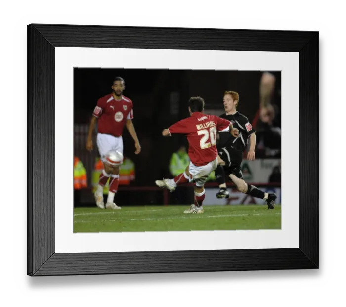Framed Print : Bristol City vs Sheffield United: A Football Rivalry from the 08-09 Season Framed Print : Bristol City vs Sheffield United: A Football Rivalry from the 08-09 Season