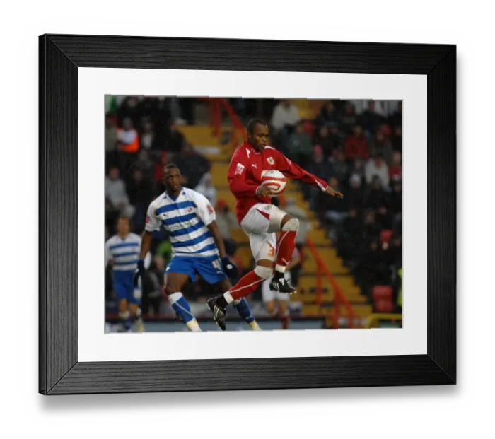 Framed Print : A Clash of Football Powers: Bristol City vs. Reading, 08-09 Season Framed Print : A Clash of Football Powers: Bristol City vs. Reading, 08-09 Season