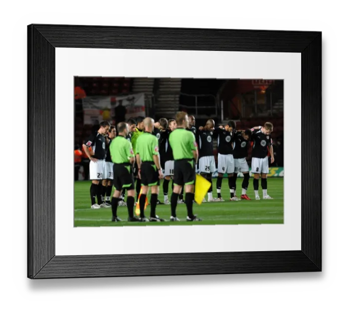 Framed Print : Bristol City Players line up for a minutes