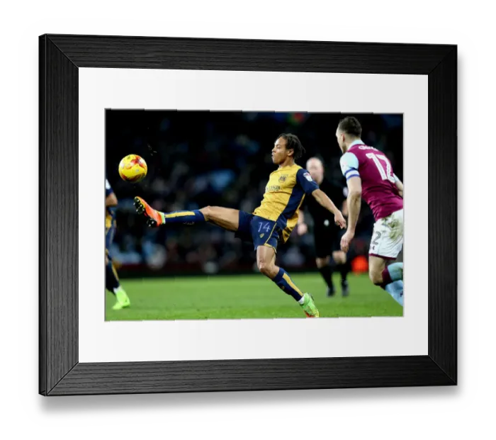 Framed Print : Bobby Reid in Control: Aston Villa vs. Bristol City, Sky Bet Championship (February 2017) Framed Print : Bobby Reid in Control: Aston Villa vs. Bristol City, Sky Bet Championship (February 2017)