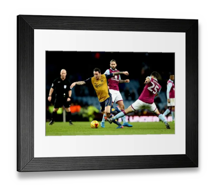 Framed Print : Bristol City's Lee Tomlin Outmaneuvers Aston Villa's Mile Jedinak in Sky Bet Championship Clash