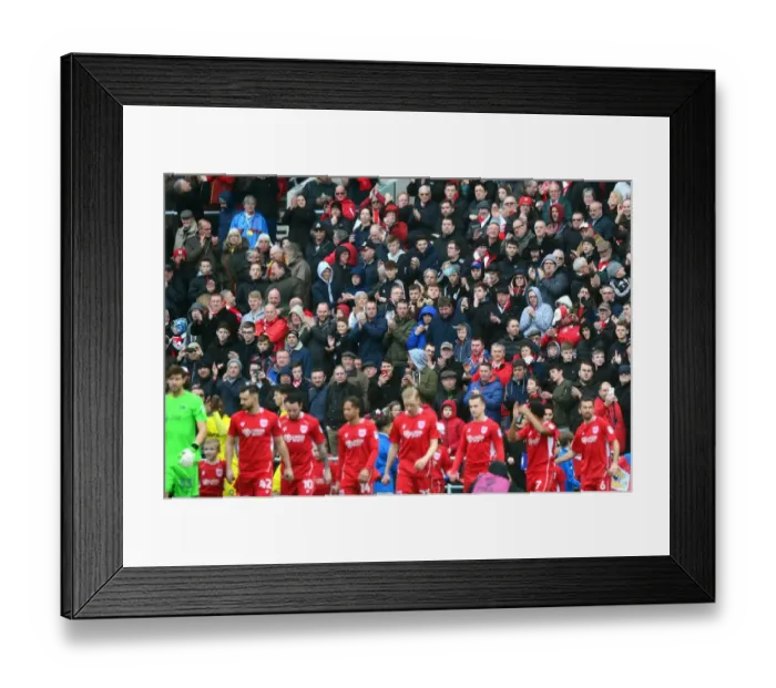 Framed Print : Passionate Bristol City Fans at Ashton Gate during Sky Bet Championship Match against Burton Albion (March 4, 2017) Framed Print : Passionate Bristol City Fans at Ashton Gate during Sky Bet Championship Match against Burton Albion (March 4, 2017)