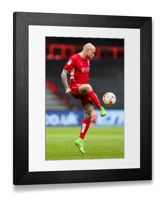 Framed Print : David Cotterill in Action: Bristol City vs Burton Albion, Sky Bet EFL Championship, Ashton Gate Framed Print : David Cotterill in Action: Bristol City vs Burton Albion, Sky Bet EFL Championship, Ashton Gate