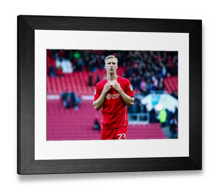 Framed Print : Bristol City's Hordur Magnusson Disappointed After 0-0 Draw with Burton Albion, Moving Them into the Championship Relegation Zone