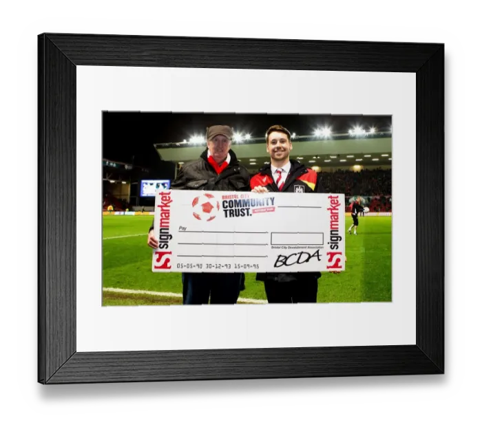 Framed Print : Sky Bet Championship Showdown: Half Time Tension at Ashton Gate - Bristol City vs Norwich City Framed Print : Sky Bet Championship Showdown: Half Time Tension at Ashton Gate - Bristol City vs Norwich City
