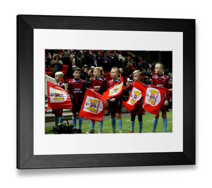 Framed Print : Bristol City First Half Flag Bearers vs. Norwich City, Sky Bet Championship (07.03.17) Framed Print : Bristol City First Half Flag Bearers vs. Norwich City, Sky Bet Championship (07.03.17)