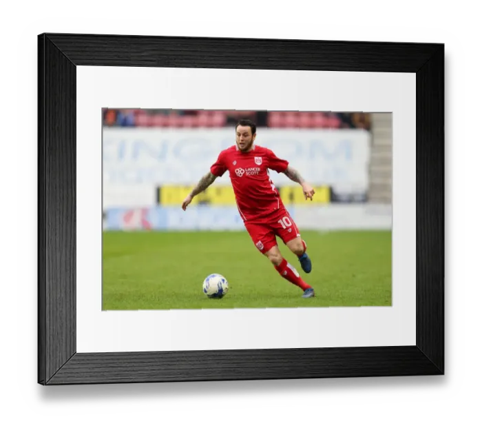 Framed Print : Lee Tomlin of Bristol City in Action against Wigan Athletic, Sky Bet Championship, 11 March 2017